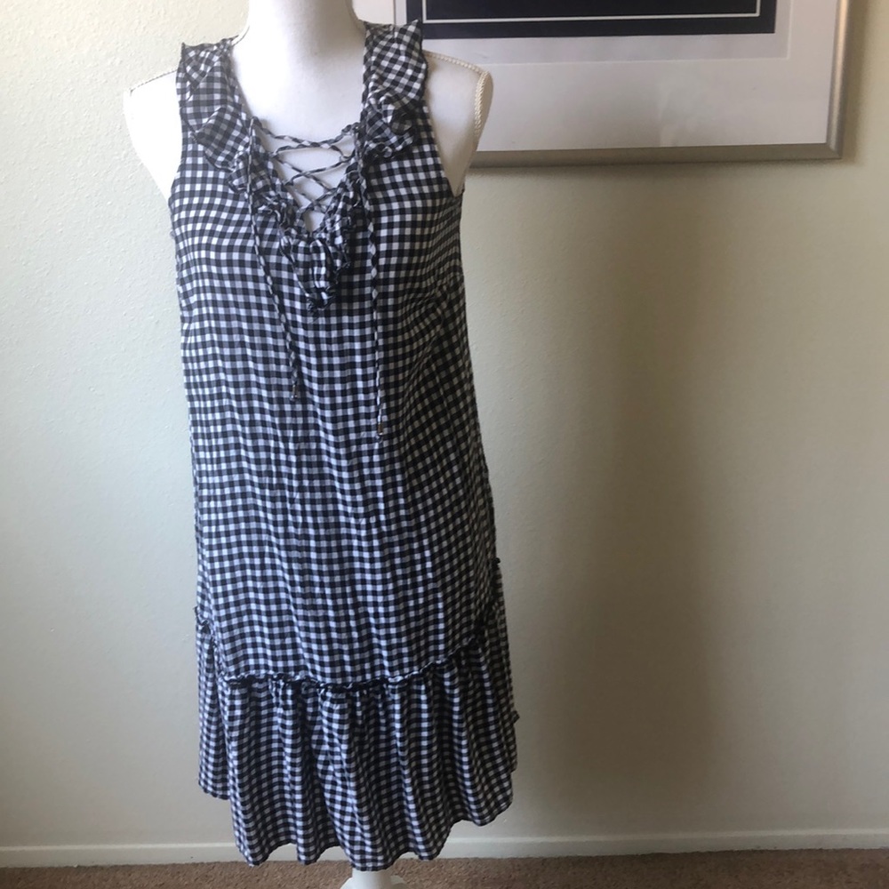Gingham sleeveless dress